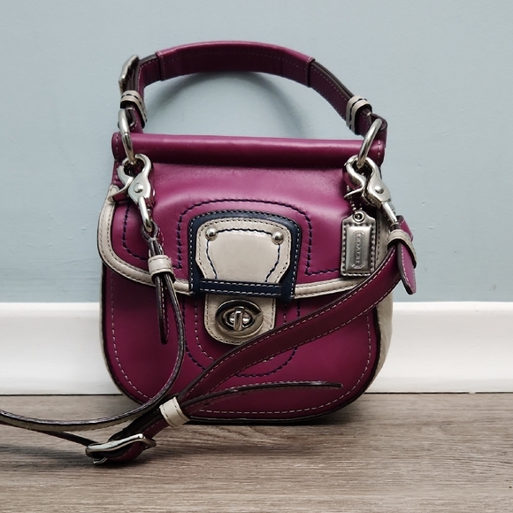 Coach Handbags - COACH Willis Mini ColourBlock bag